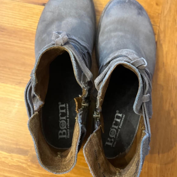 Suede boots - Picture 5 of 10